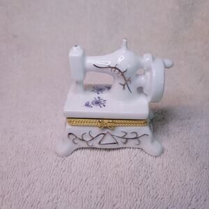 Porcelain White Gold Sewing Machine Trinket Box Vintage